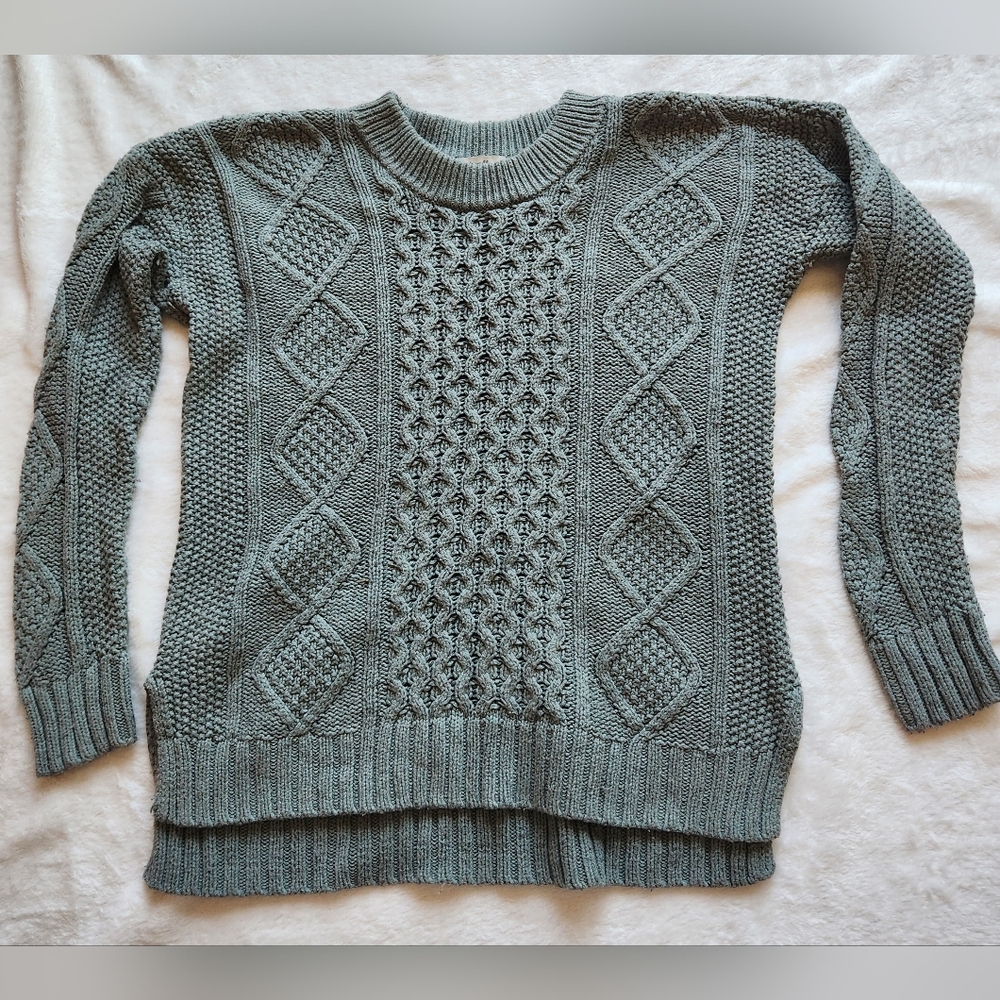 LIKE NEW Madewell Sage Green Cable Knit Crew Neck Sweater
